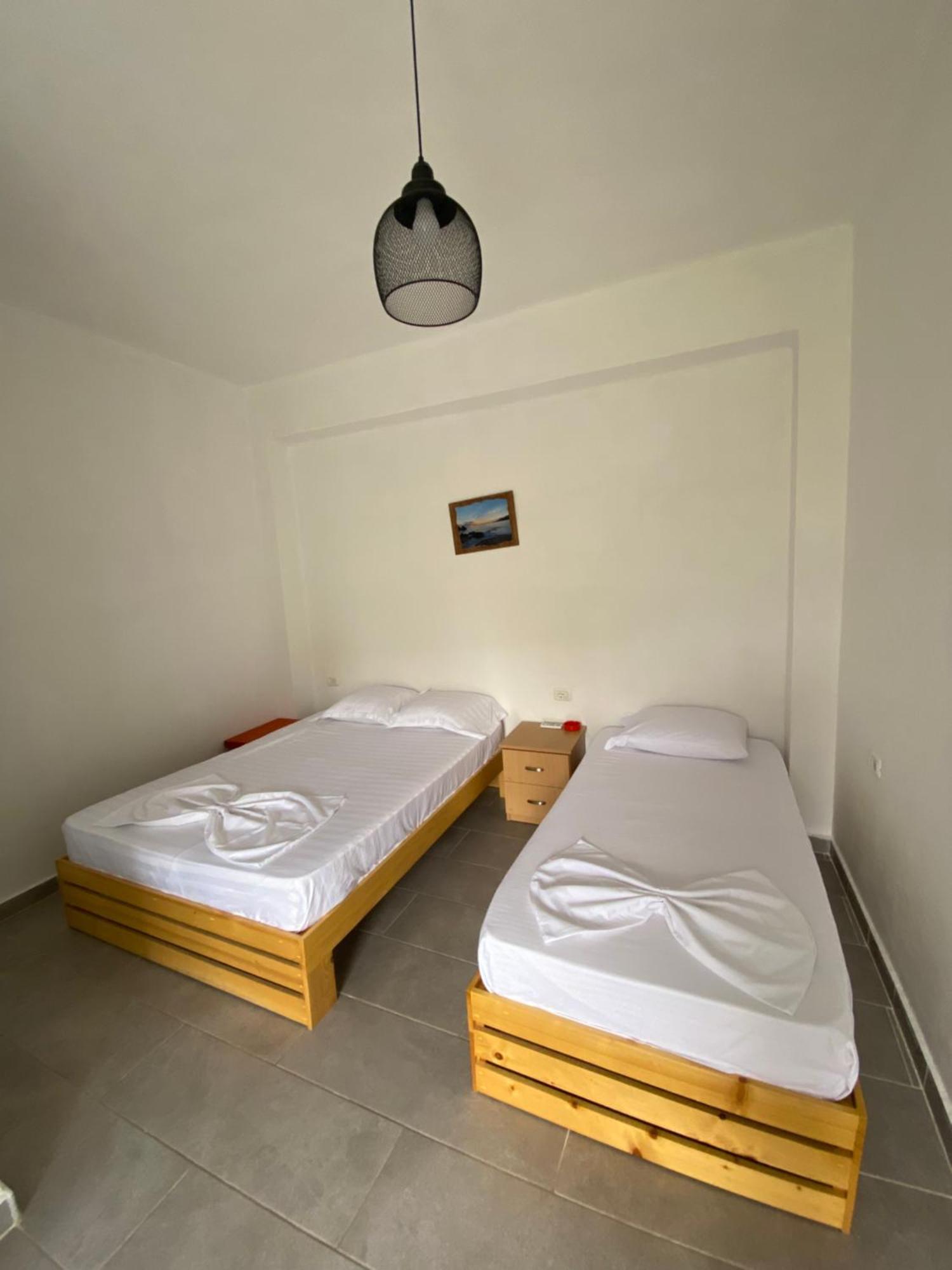 Eleni'S Holiday Rooms Химар Екстериор снимка