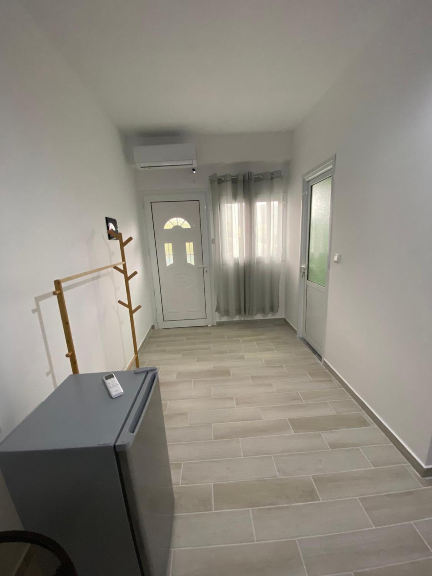 Eleni'S Holiday Rooms Химар Екстериор снимка